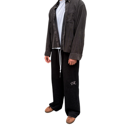 SIGNATURE SWEATS